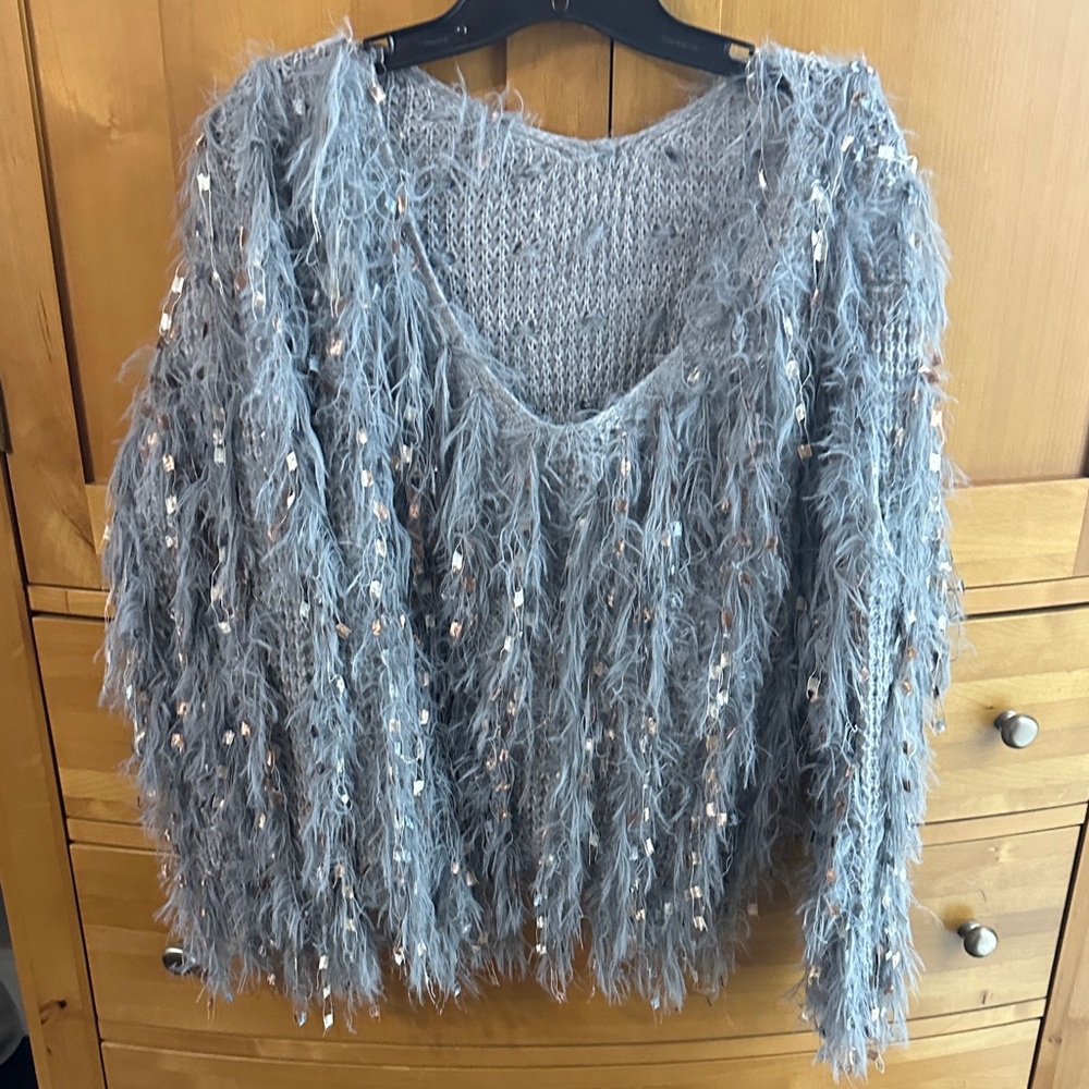 SHEIN Gray Textured V-Neck Sweater